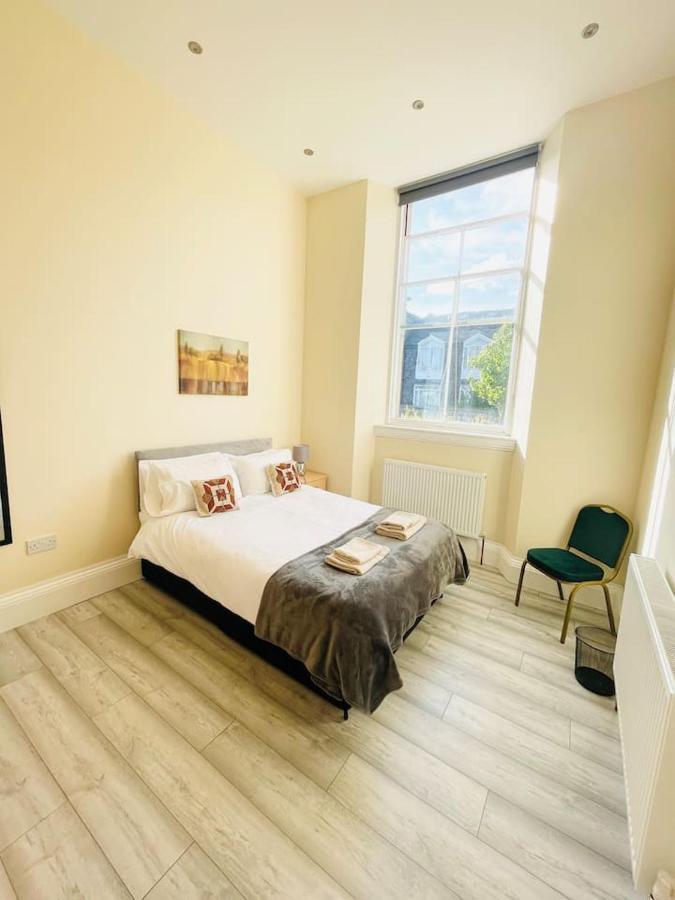Large Flat In F2 EDI